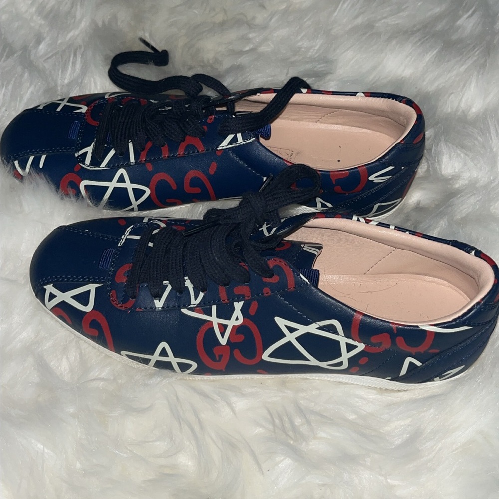 Retro Signature Gucci Sneaker.